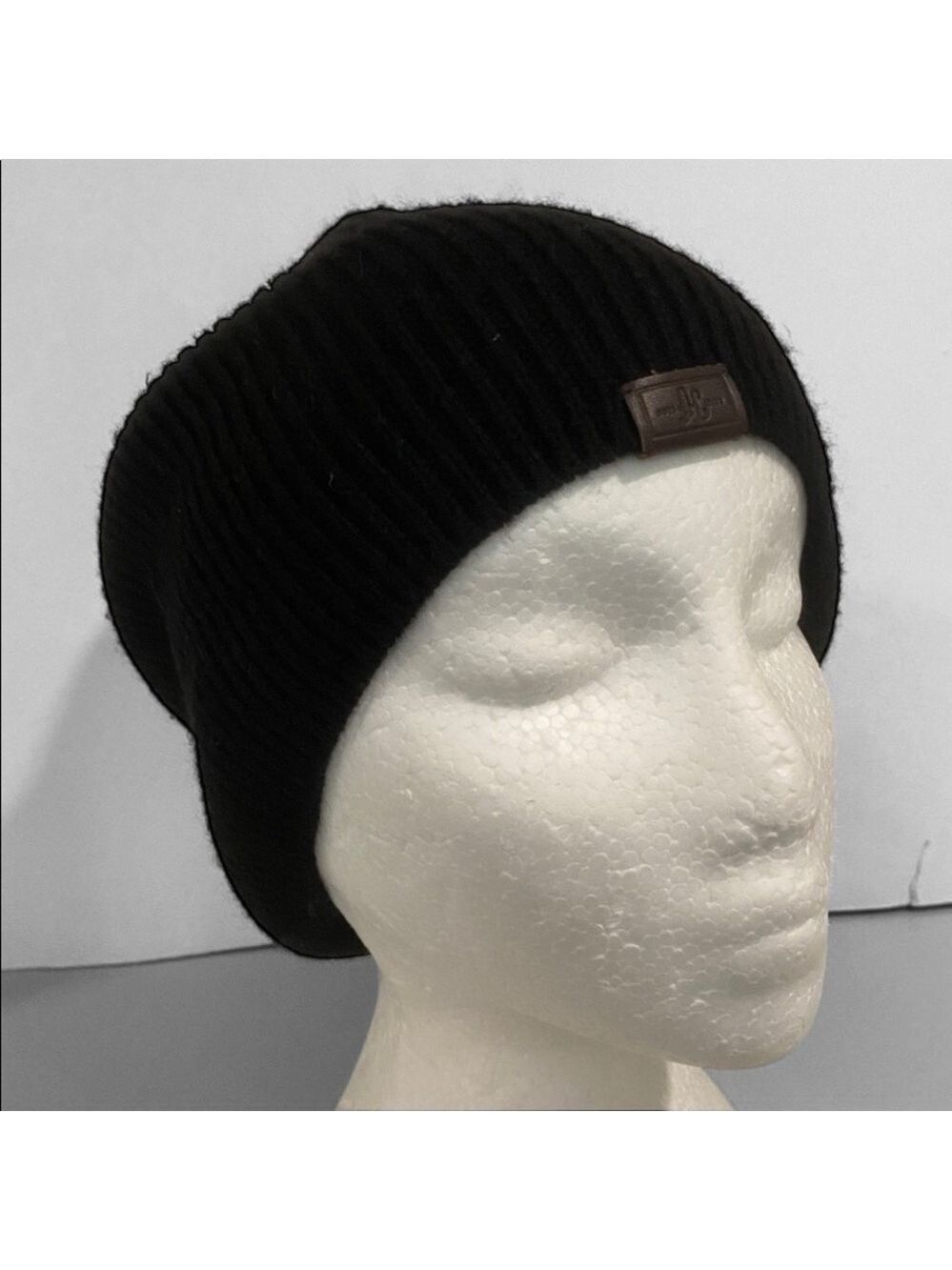 Hickey Freeman Black Merino Wool Knit Beanie Hat Winter Accessory